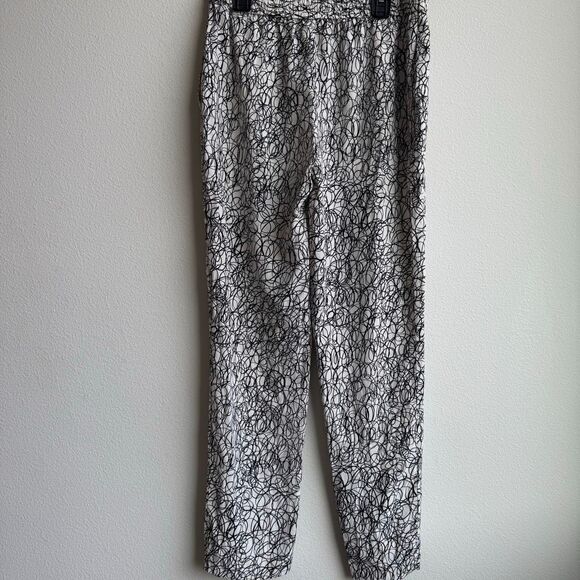 Diane Von Furstenberg 100% Silk Abstract Office Career Wear Pants Size 2 XS - Picture 5 of 8